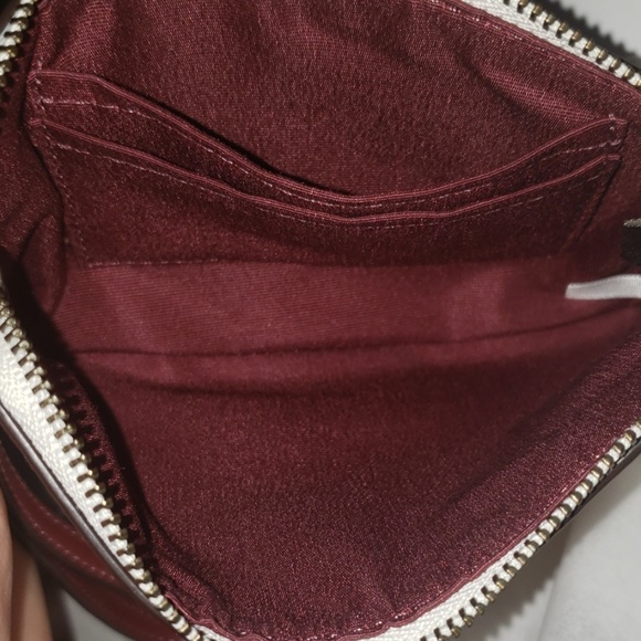 Coach wristlet - Picture 4 of 5